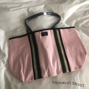 Brand New Victoria Secret Bag! NWT!